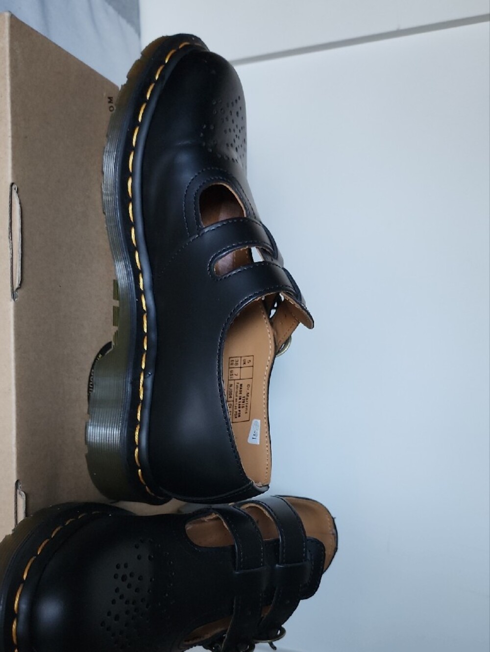 Dr. Martens 8065 Smooth Leather Mary Jane Shoe Black Size US 7 - Picture 7 of 14